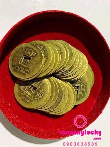 MẸO SỬ DỤNG ĐỒNG XU ÂM DƯƠNG KHAI LỘC ĐẦU NĂM CHO NAM VÀ NỮ?