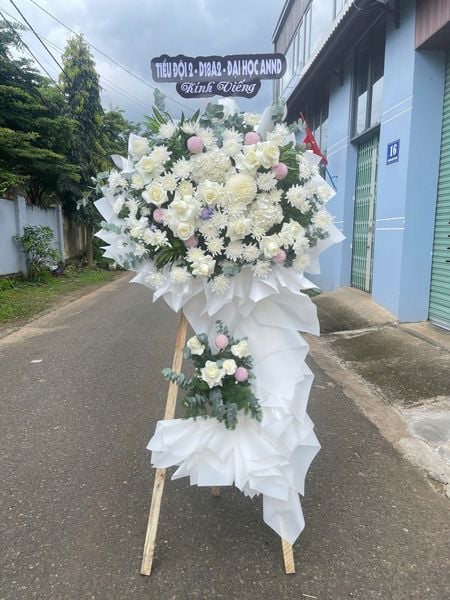 Kệ chia buồn – Sự Chia Ly Trân Trọng Trong Nét Đẹp Văn Hóa Tâm Linh Việt