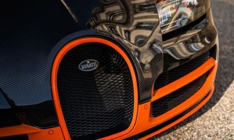 BUGATTI PHỤC CHẾ HUYỀN THOẠI VEYRON SUPER SPORT