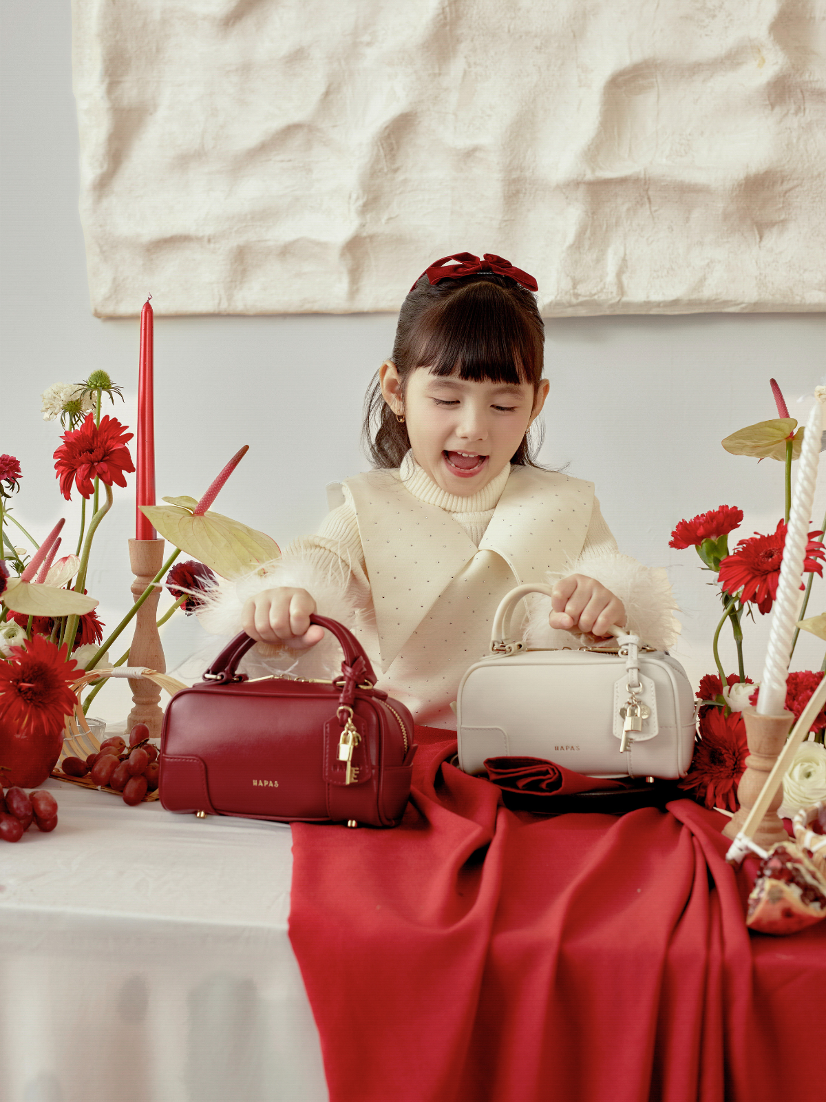 Sản phẩm c&ugrave;ng bộ sưu tập