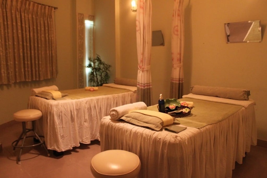 Gợi ý quà 20 10 cho phụ nữ trung niên với liệu trình spa