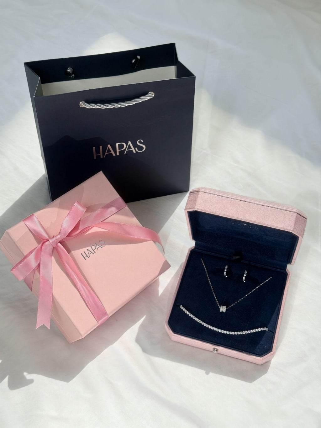 Bộ trang sức HAPAS cao cấp làm quà tặng cho phụ nữ 50 tuổi