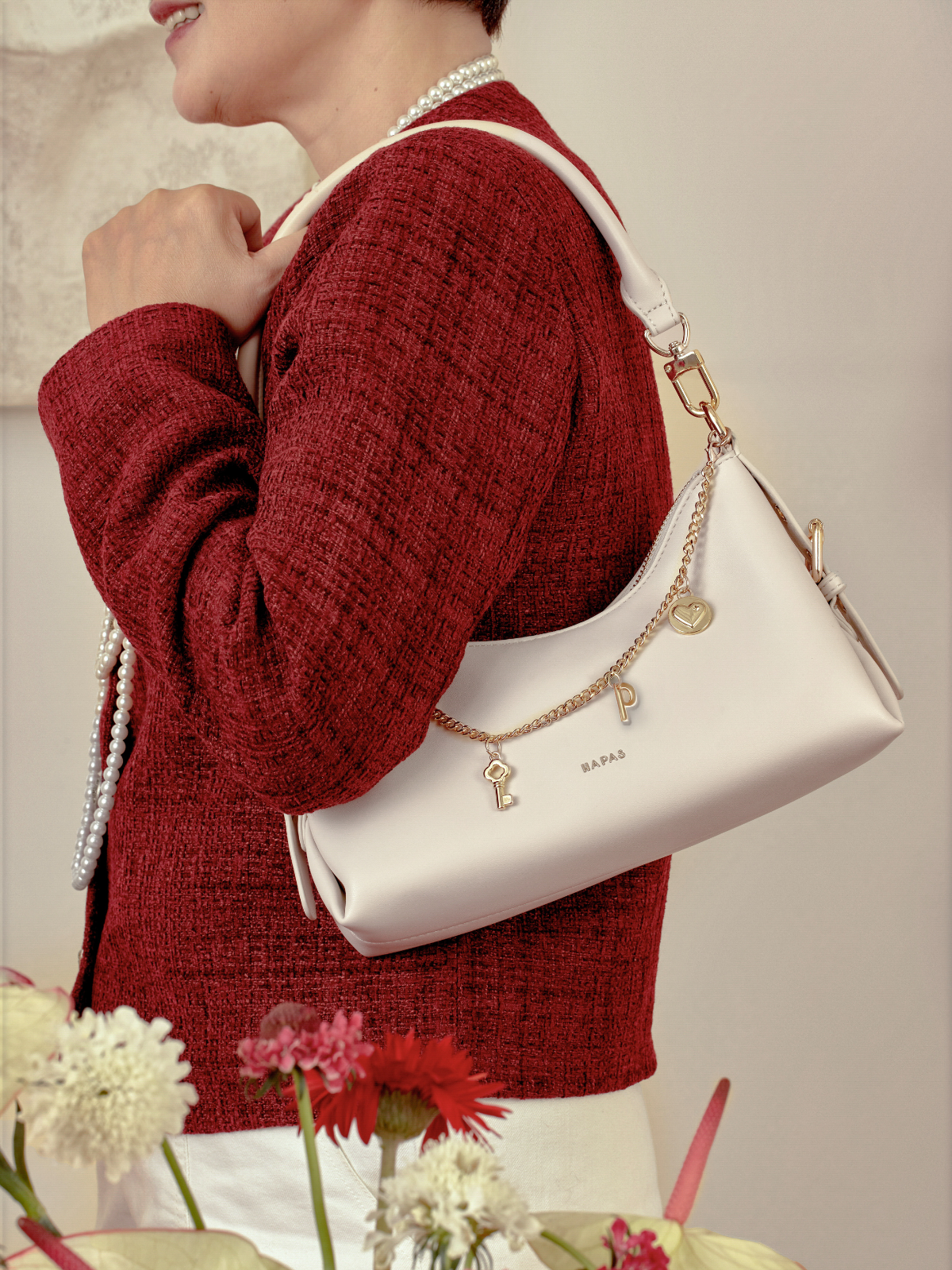 Sản phẩm c&ugrave;ng bộ sưu tập