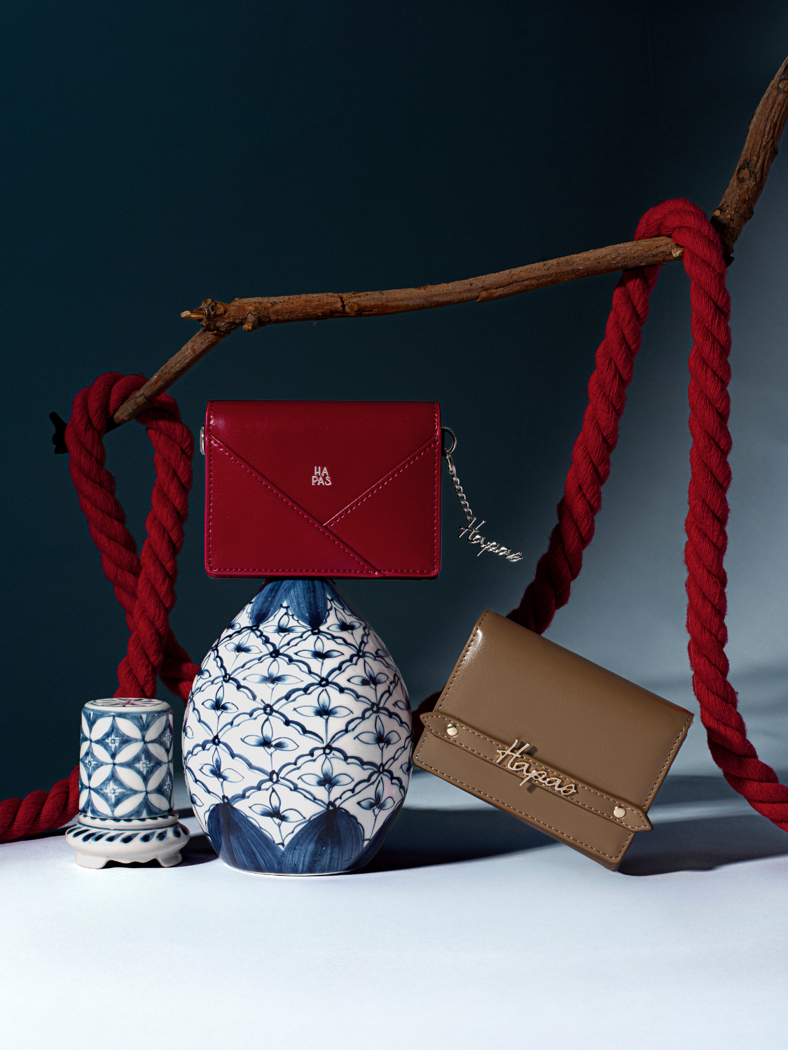 Sản phẩm c&ugrave;ng bộ sưu tập