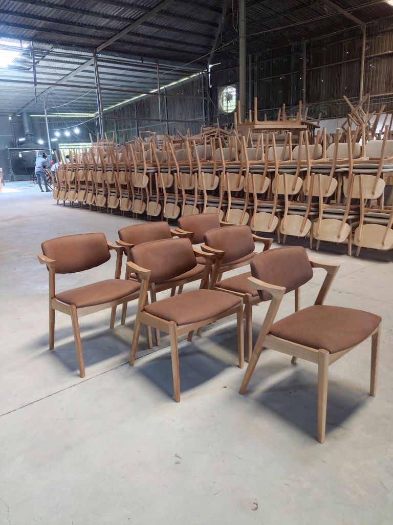 “Mua bàn ghế nhà hàng theo cảm tính – sai lầm khiến nhiều chủ quán phải tốn gấp đôi