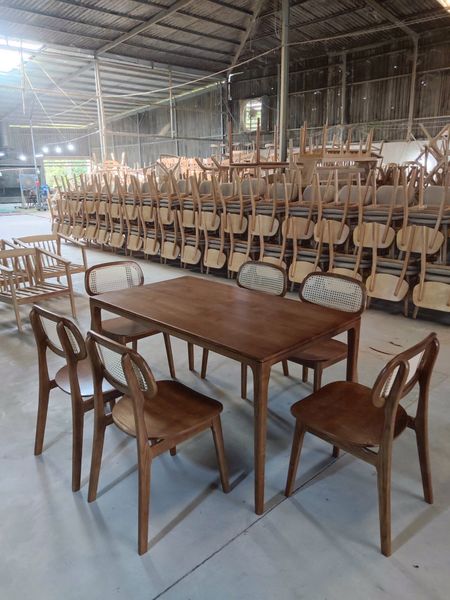 Nhà hàng Tân Phú