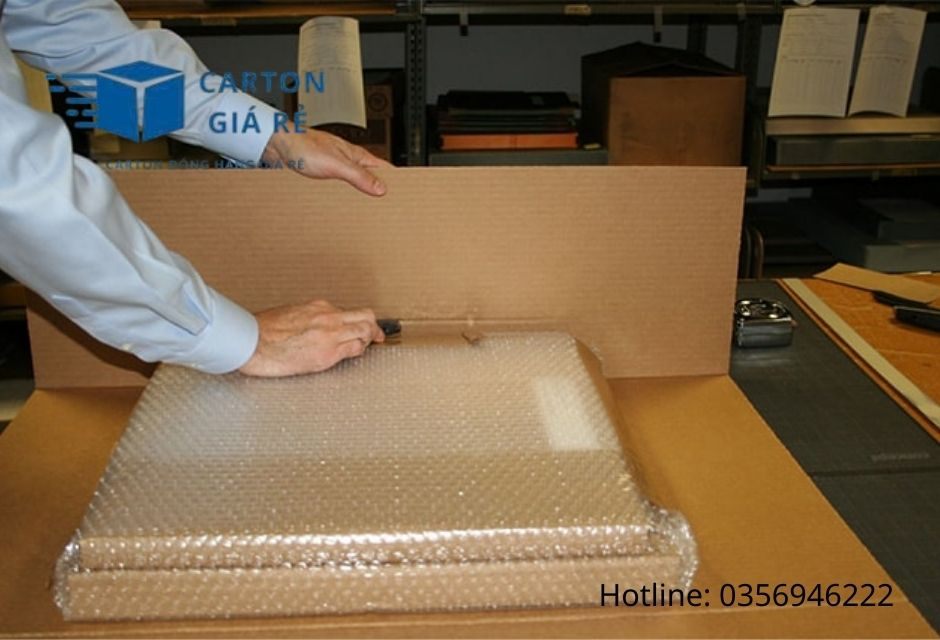 Bao bì carton đóng gói tranh ảnh – Chống cong vênh và trầy xước