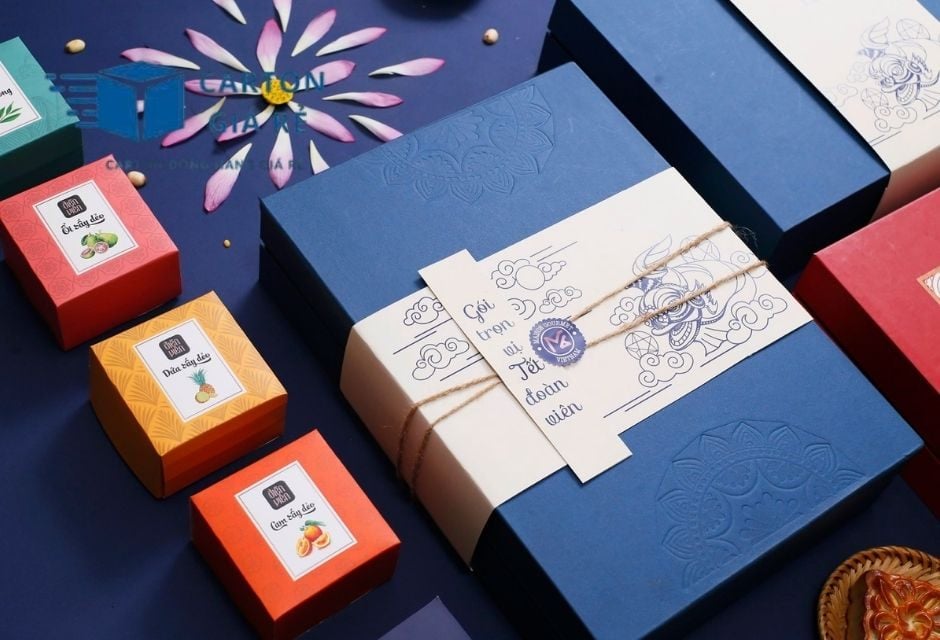 Hộp Giấy Quà Tặng In Logo Công Ty - Cartongiare