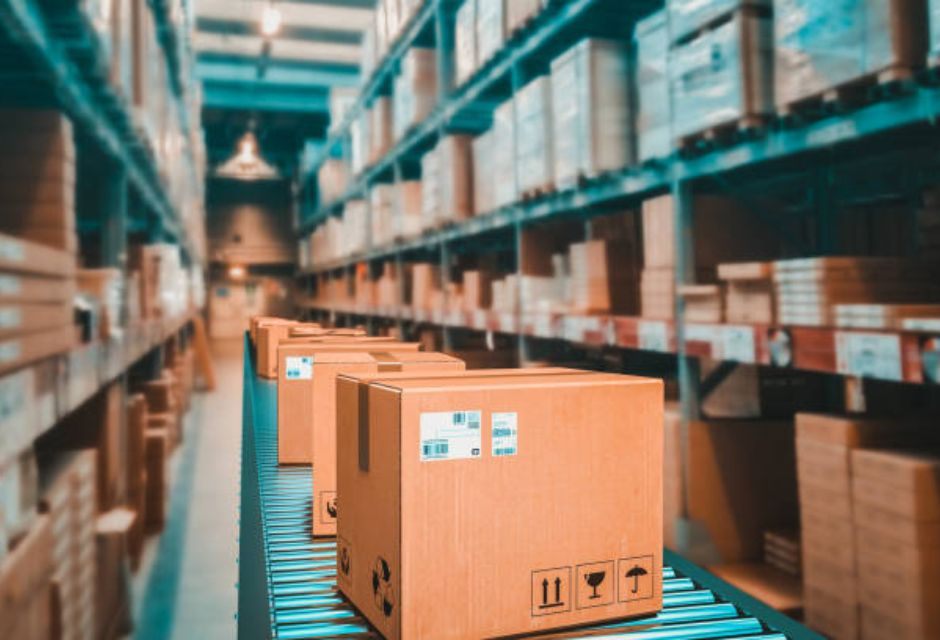 Hộp Carton Và Mẹo Đóng Gói Hàng Hóa An Toàn Khi Gửi Đi Xa