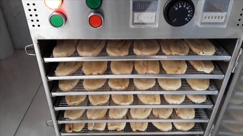 Cách Làm Chuối Sấy Giòn Ngon, Số Lượng Lớn Bằng Lò Nướng Công Nghiệp 2026? Bí Quyết Từ SIECO