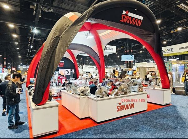 dai-dien-sirman-tai-viet-nam-bep-sieco-may-cua-xuong-may-xay-thit