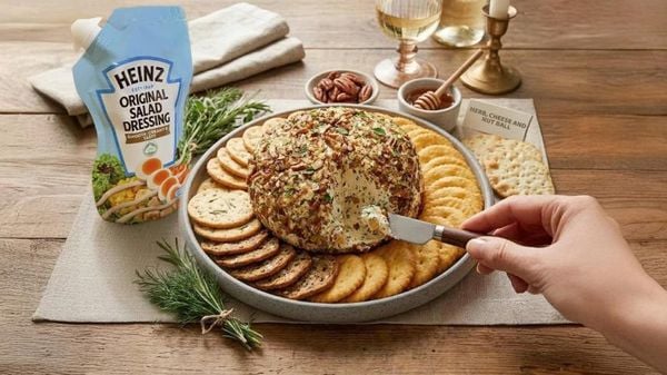 HERB, CHEESE AND NUT BALL – BÍ QUYẾT NGON NẰM Ở SỐT TRỘN SALAD HEINZ