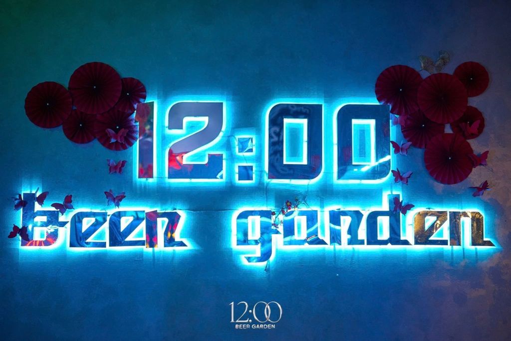 Giải Mã Tọa Độ Quẩy Xả Stress 12:00 Beer Garden: Đỉnh Cao Âm Thanh Ánh Sáng