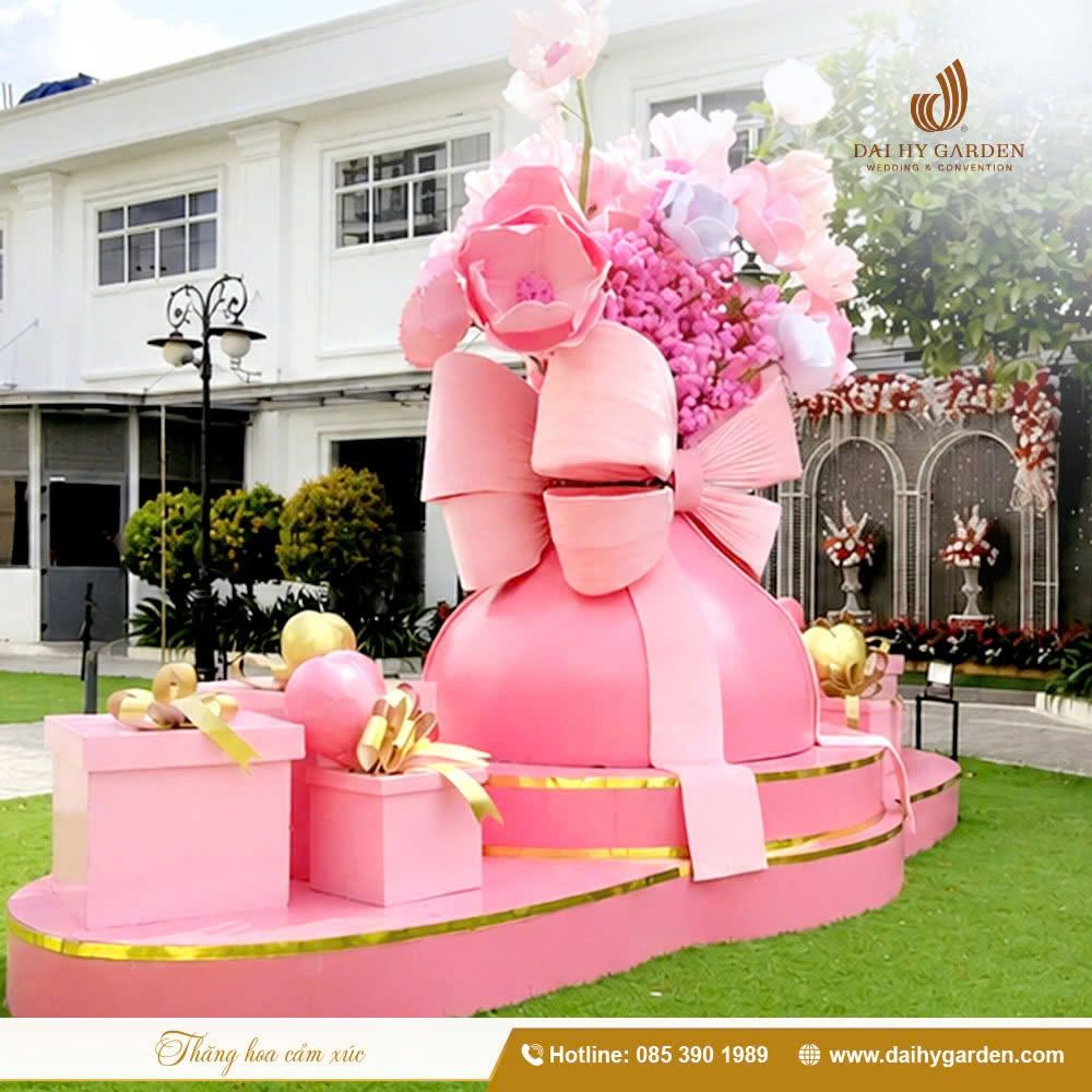 MÁCH BẠN ĐỊA ĐIỂM TỔ CHỨC TIỆC CÔNG TY VỪA SANG TRỌNG VỪA TIẾT KIỆM