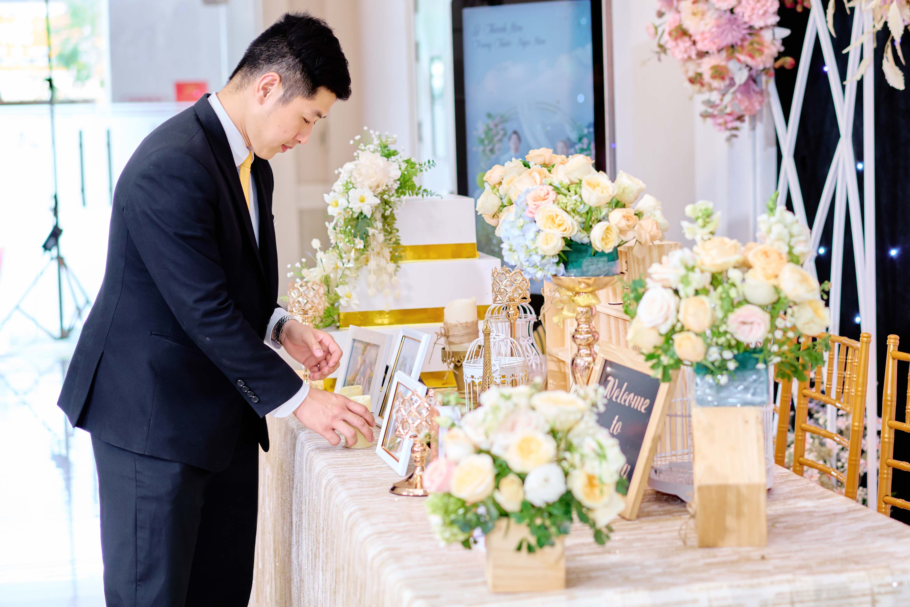 ĐỘI NGŨ TẬN TÂM - CHUYÊN NGHIỆP 