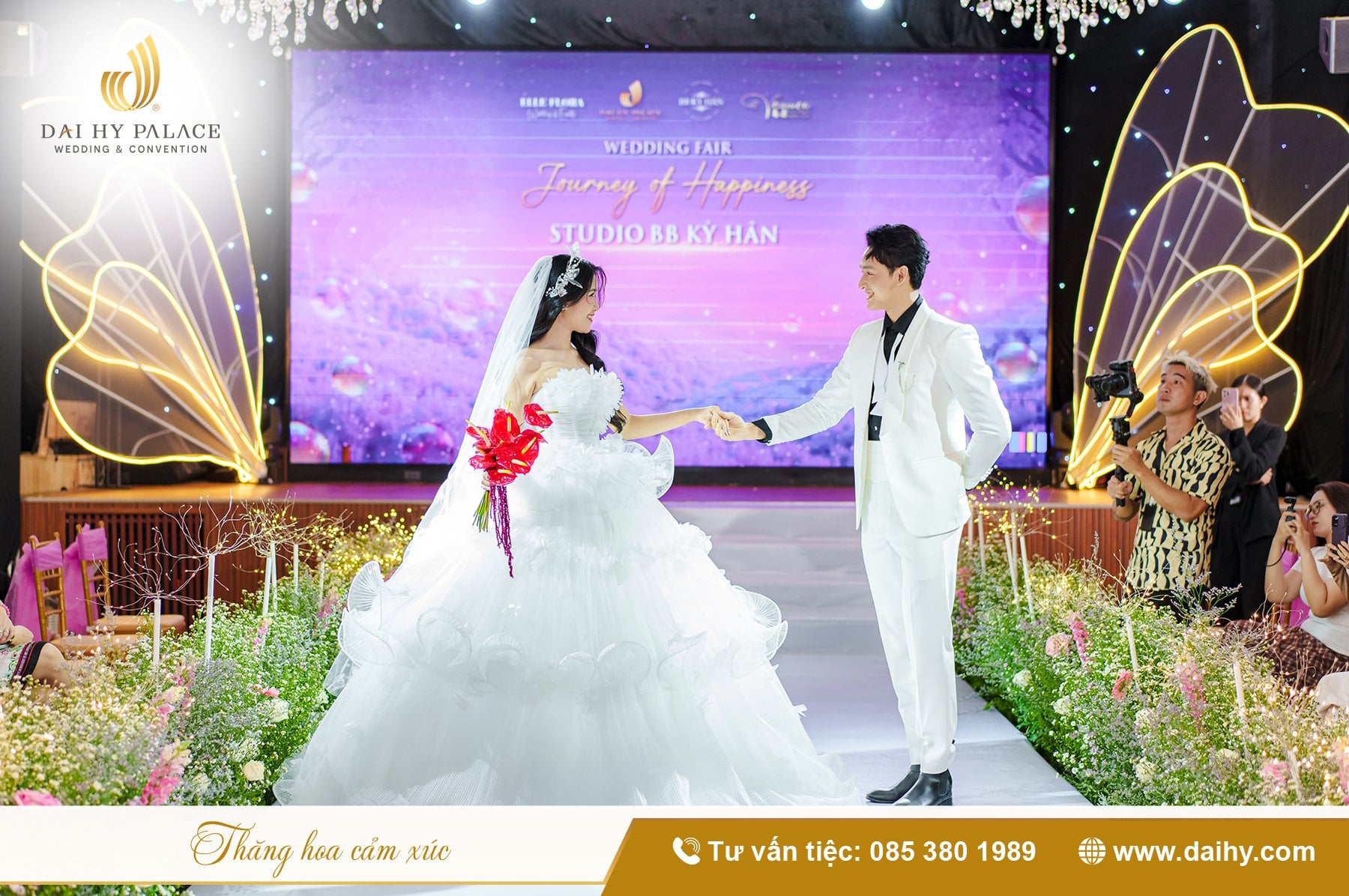 CHỈ TẶNG BIA NƯỚC NGỌT TẠI NHÀ HÀNG TIỆC CƯỚI LÀ XƯA RỒI