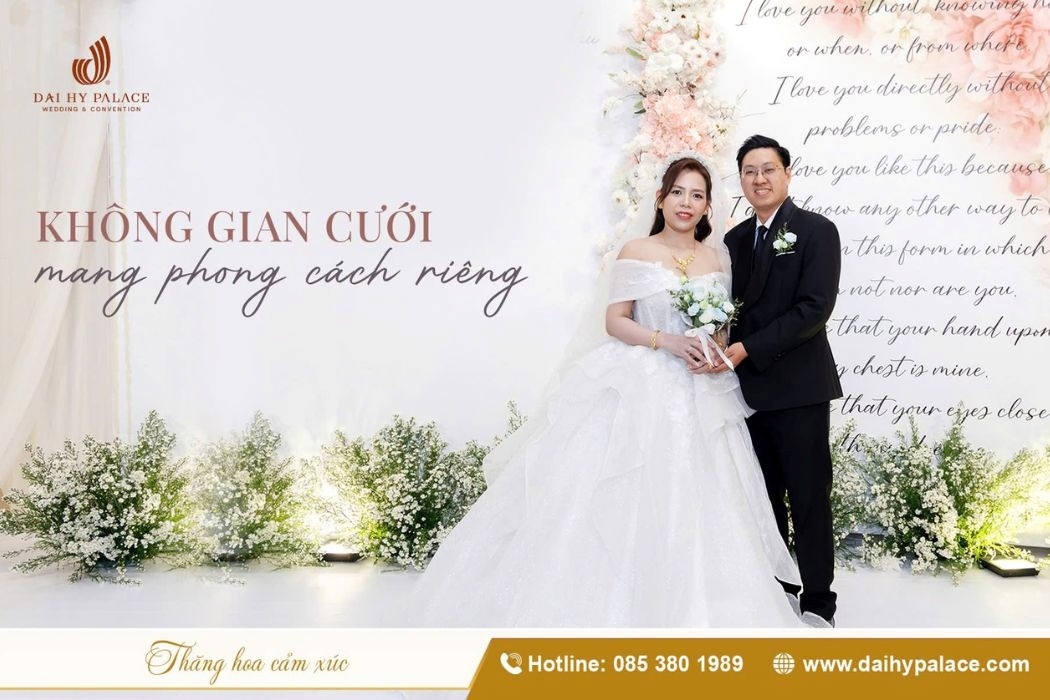 Khởi Đầu Hành Trình Hạnh Phúc Giữa Không Gian Hoa Tươi Rực Rỡ