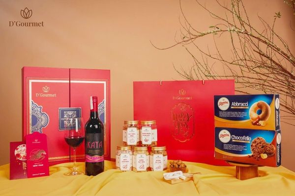 Tết Vinh Hoa – Set Quà Tết Cao Cấp Gửi Trọn Tinh Hoa Ngày Xuân