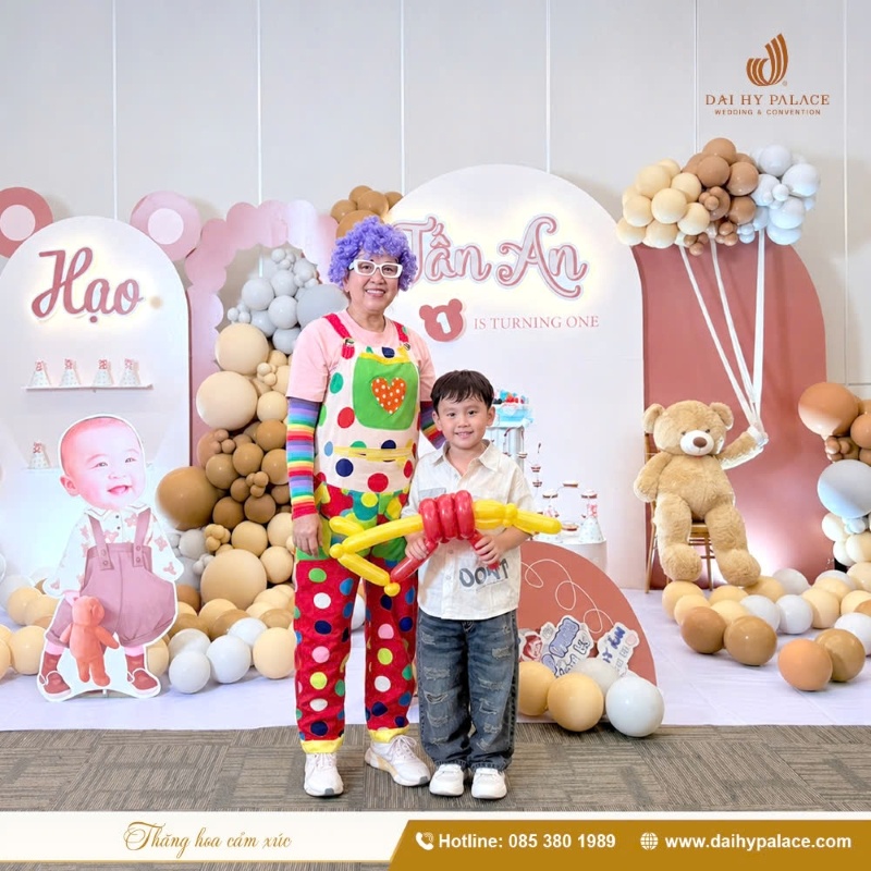 Tặng dịch vụ MC chú hề hoạt náo khi tổ chức tiệc sinh nhật