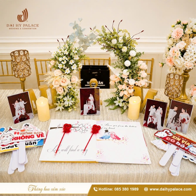 Tặng trang trí bàn Gallery ấn tượng khi tổ chức tiệc cưới tại Đại Hỷ Palace