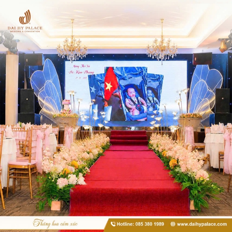 Góc check-in tiệc sinh nhật đẹp tại Đại Hỷ Palace