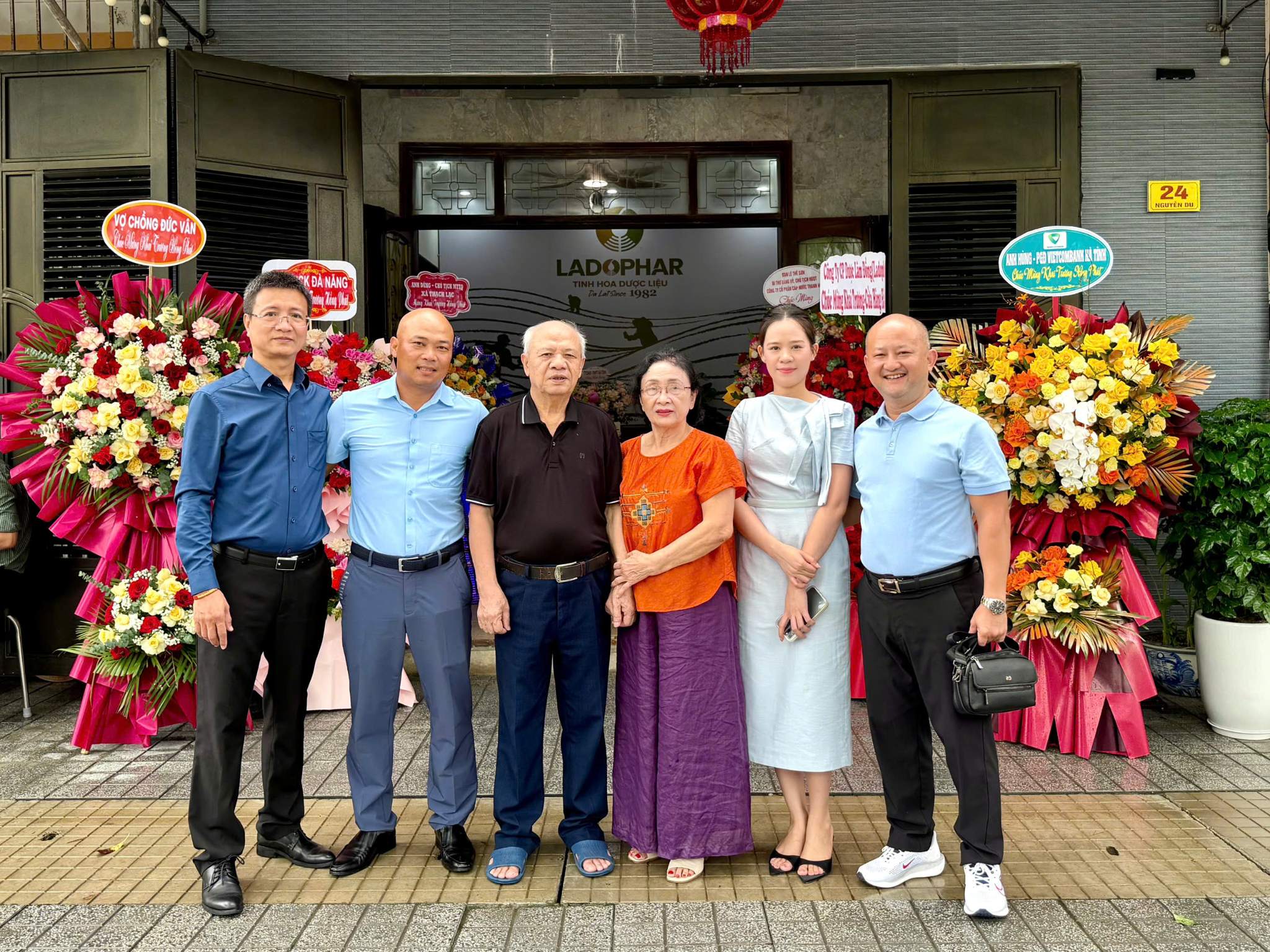 Tưng Bừng Khai Trương Chi Nhánh Mới Của Ladophar Tại Hà Tĩnh: Đưa Tinh Hoa Dược Liệu Đến Gần Hơn Với Khách Hàng