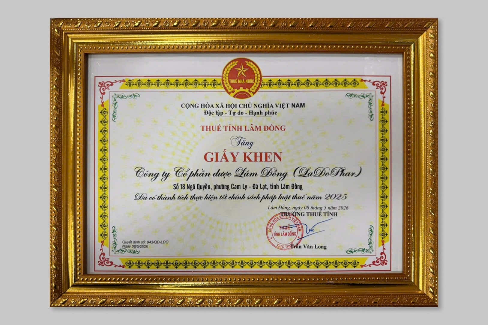 Ladophar nhận Giấy khen của Thuế tỉnh Lâm Đồng vì thực hiện tốt chính sách pháp luật thuế năm 2025