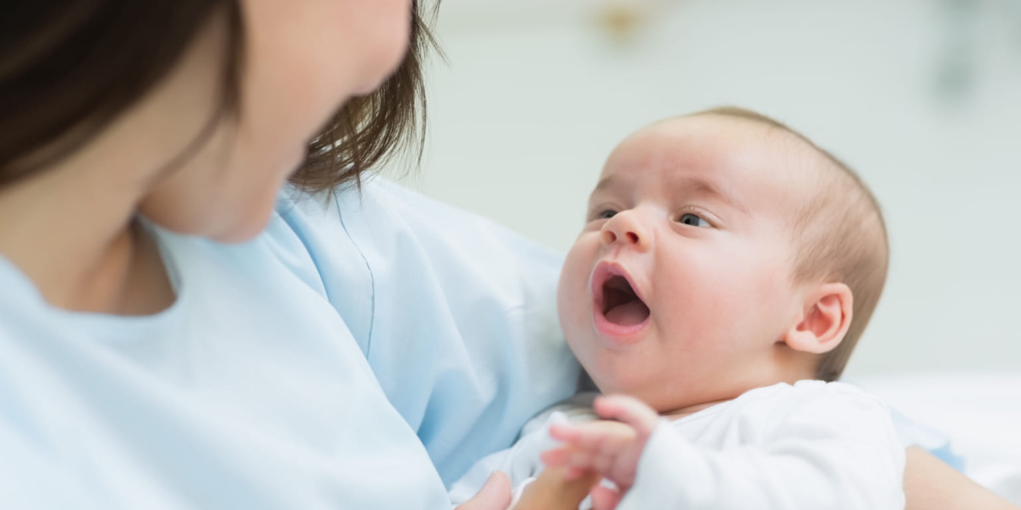 7 Thói Quen Giúp Mẹ Sau Sinh Giữ Sức Khỏe & Sữa Ổn Định Mùa Lạnh