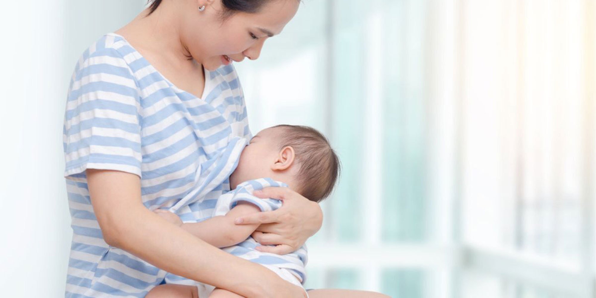 Lợi Ích Của Việc Bú Mẹ Kéo Dài Với Sự Phát Triển Trí Tuệ Của Bé