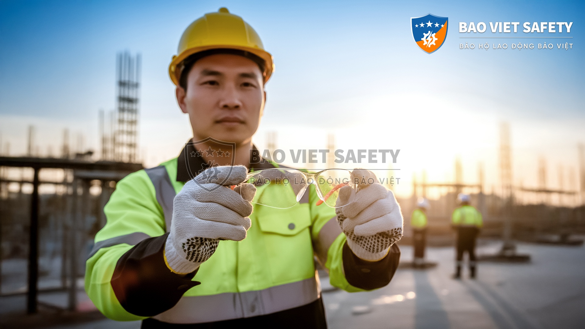 Kính Bảo Hộ Kings - Thương Hiệu Bảo Vệ An Toàn Tối Ưu Cho Ngày Dài Làm Việc