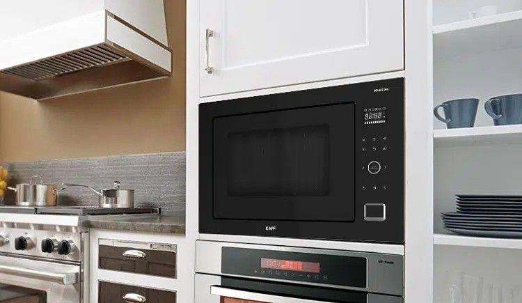 Lò Vi Sóng Âm Tủ Là Gì? Tất Tần Tật Về Xu Hướng Thiết Bị Bếp Hiện Đại