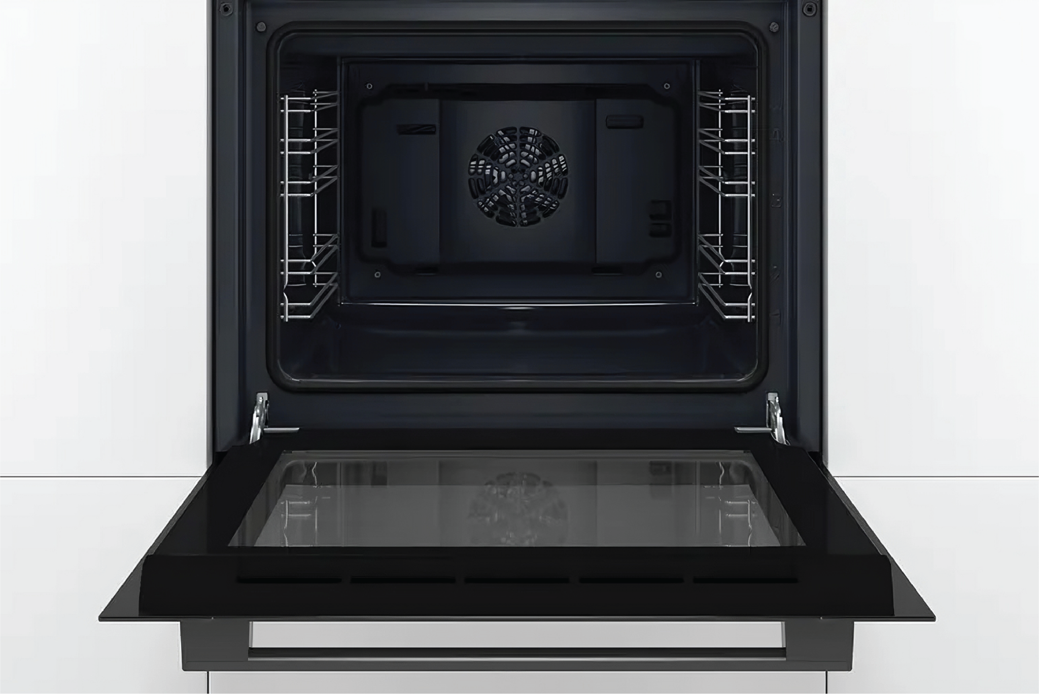 Lò nướng Bosch HBF512BB1T&nbsp;sở hữu dung tích khoang lò 66 lít