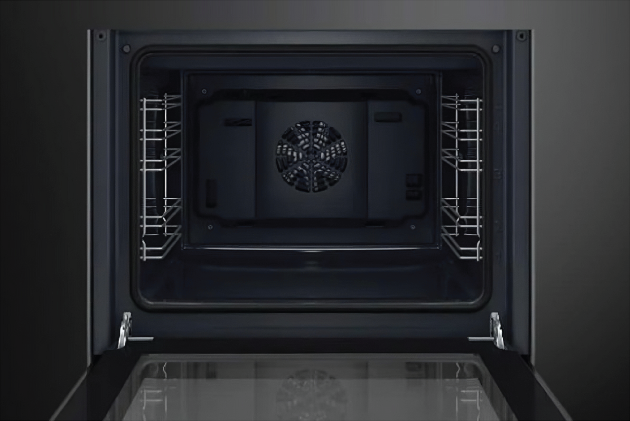 Lò nướng Bosch HBA514BB3 được trang bị khoang lò dung tích 71 lít