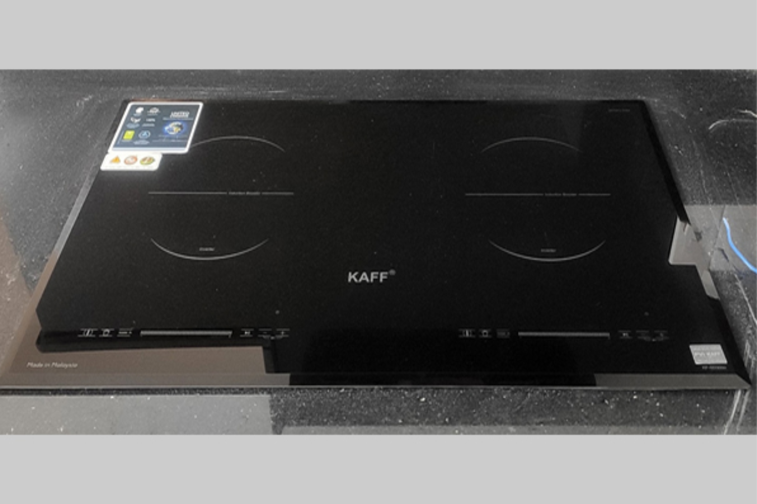 Bếp điện từ KAFF KF-SD300IC được thiết kế theo dạng lắp âm