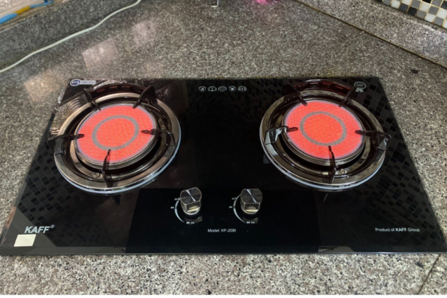 Bếp gas hồng ngoại Kaff KF-208 hòa hợp hoàn hảo với mọi không gian bếp