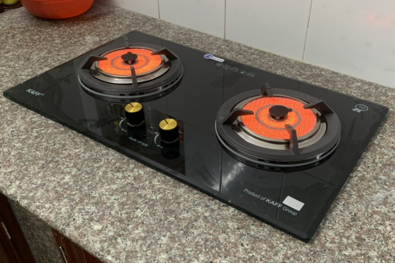Bếp gas âm Kaff KF-608I sử dụng hệ thống đánh lửa IC
