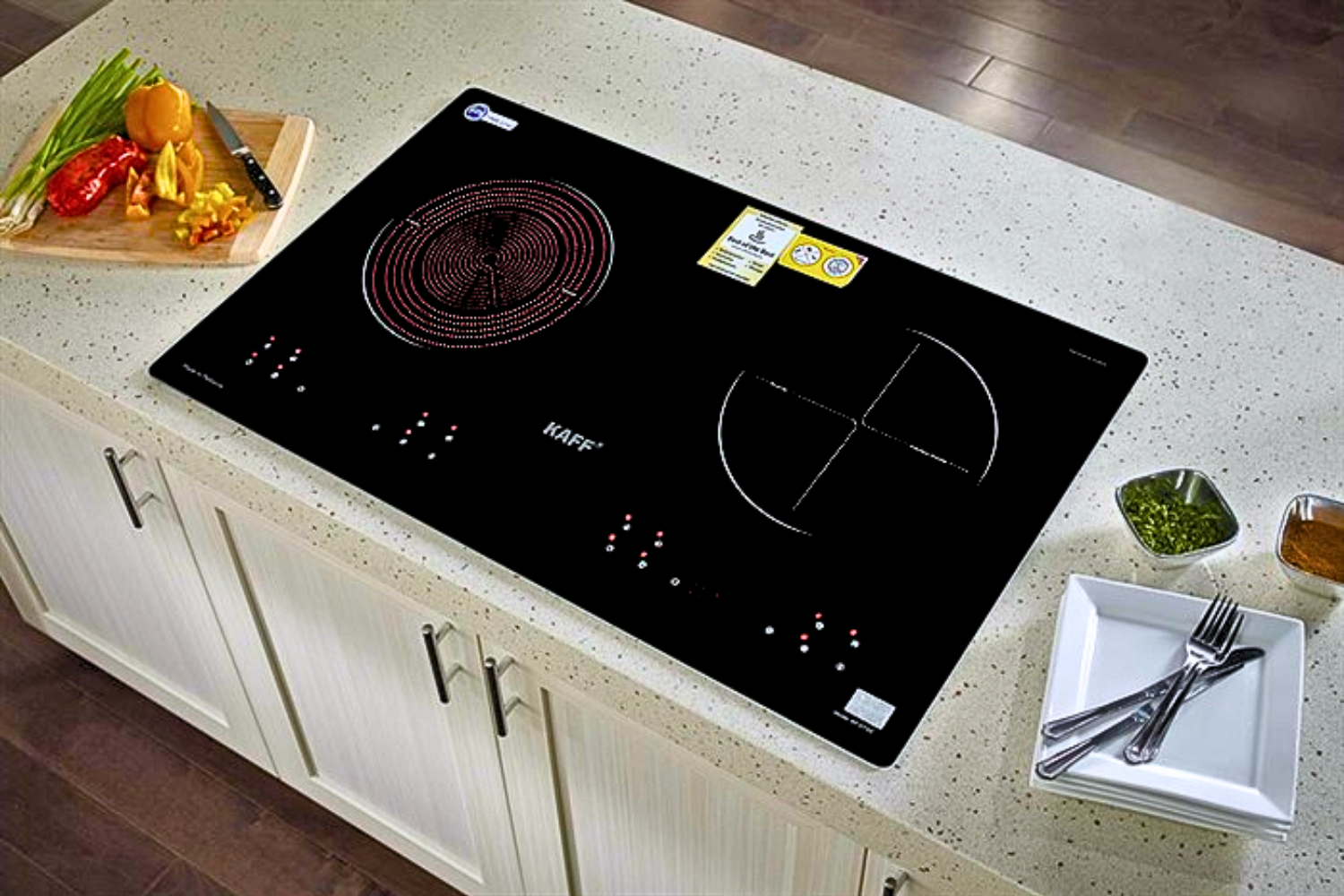 Trang bị mâm nhiệt E.G.O Hi-Light gồm 2 vòng nhiệt độc lập