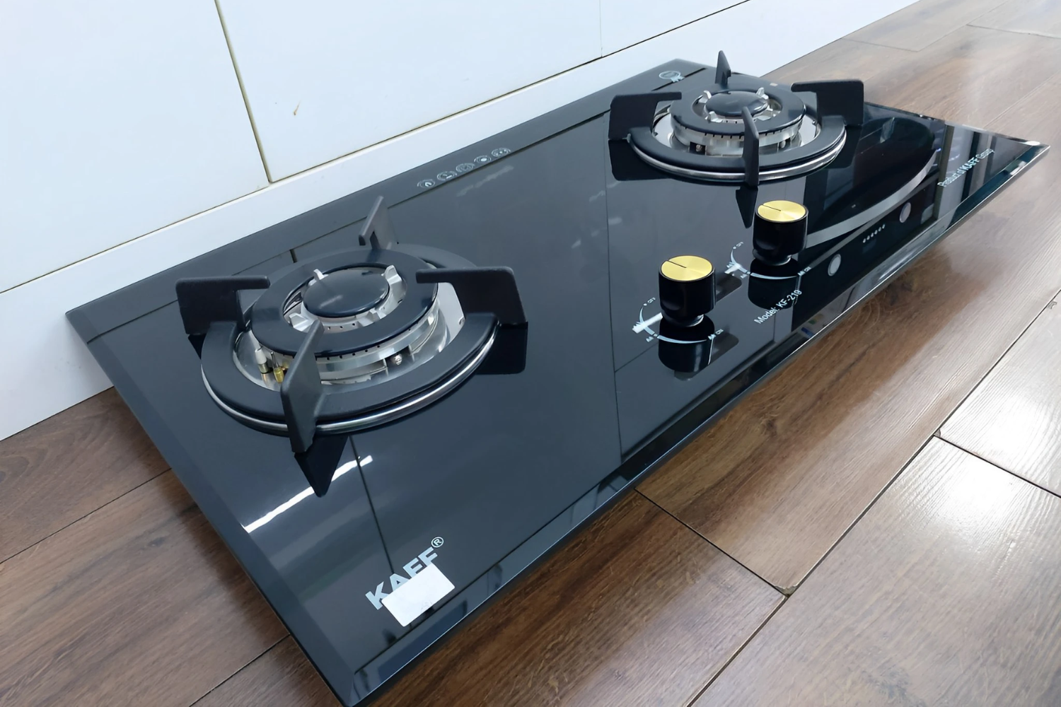 Kiềng bếp bằng gang đúc nguyên khối tạo nên sự ổn định cao