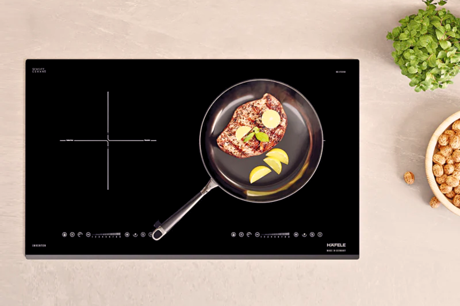 Điểm nhấn tinh tế của Hafele HC-I7325B là thiết kế vát cạnh trước