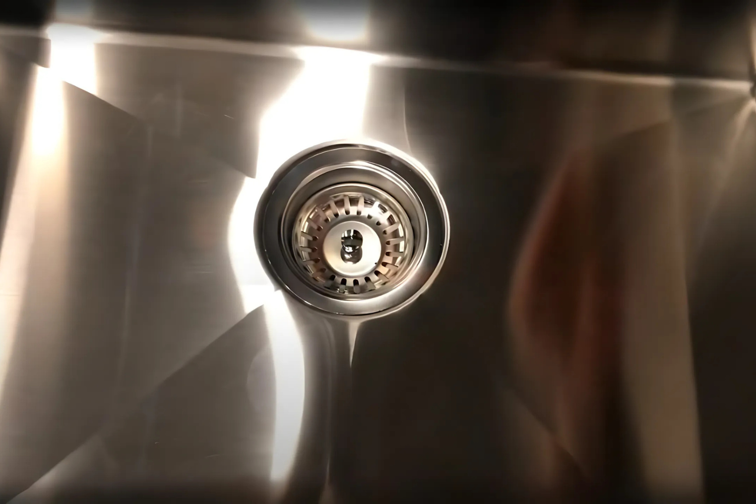 Chậu Hafele HS19-SSN1S60 567.20.397 đi kèm rổ lọc rác inox không gỉ tiện lợi