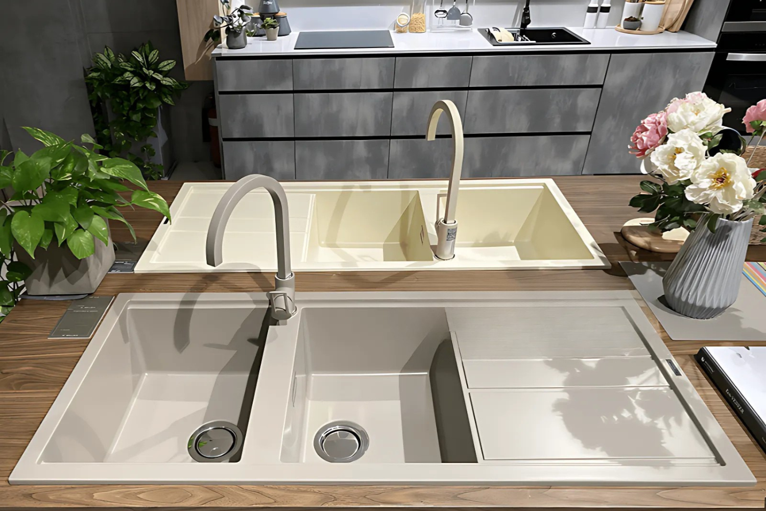 chậu rửa chén Malloca Tortora K-50043 giúp vệ sinh nhanh chóng và tiết kiệm thời gian