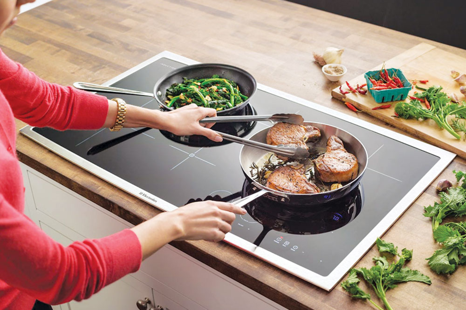 Bếp điện từ là thiết bị nấu nướng sử dụng điện năng để tạo nhiệt, làm chín thực phẩm