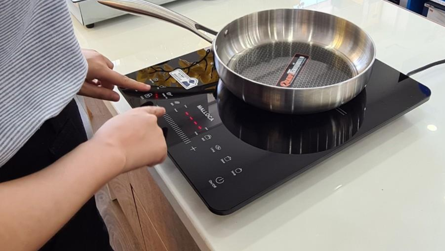 Bếp đơn Malloca là lựa chọn tốt cho những ai yêu thích sự tinh tế và tối giản