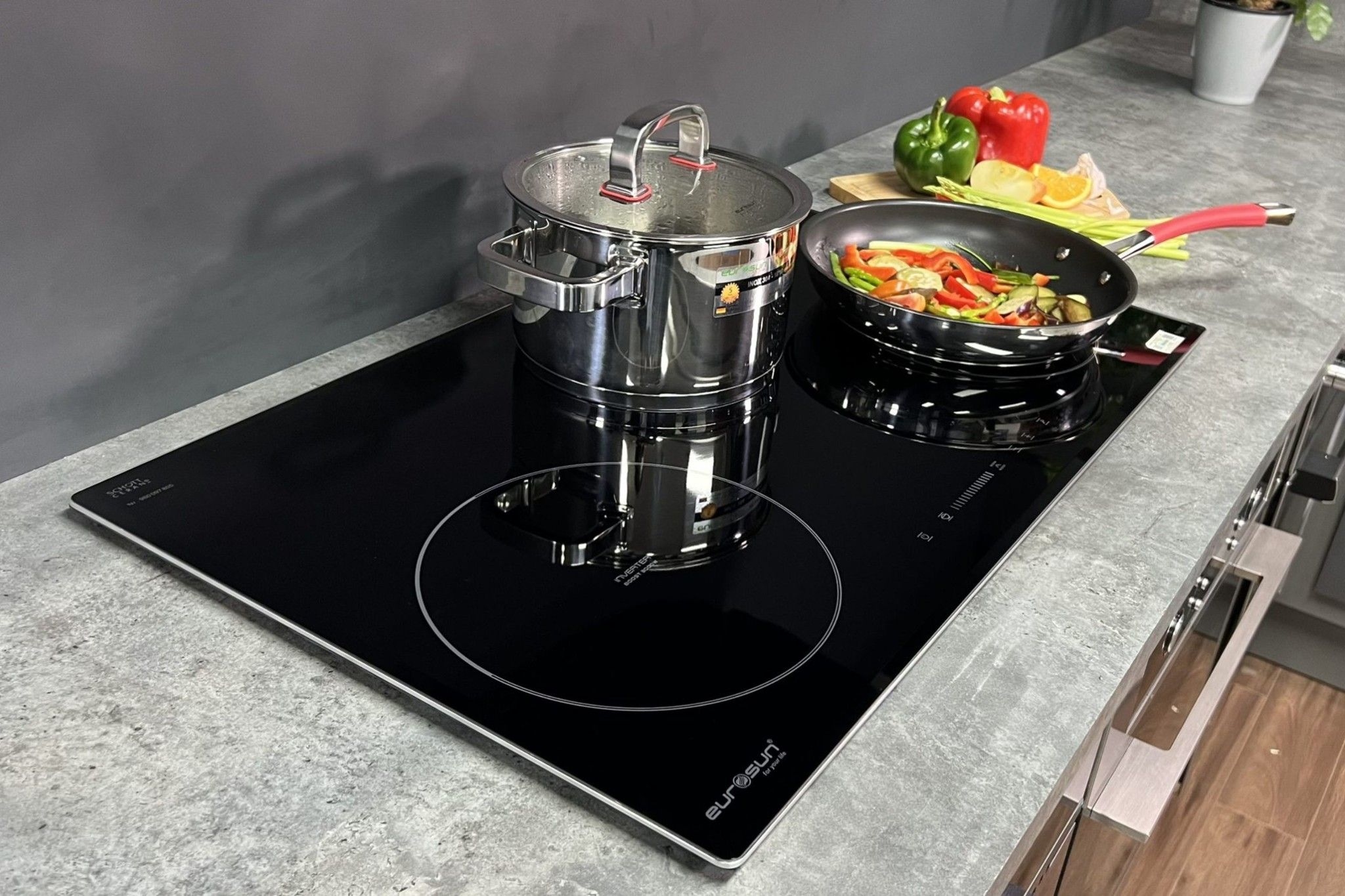 Bếp điện từ kích thước 70-75cm, hình chữ nhật tiêu chuẩn