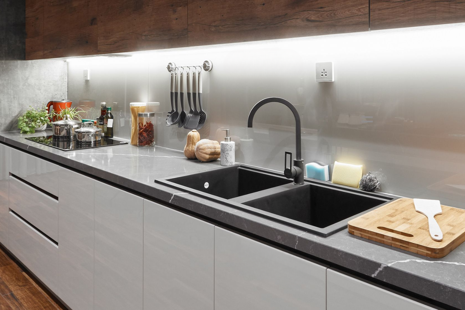 Bồn rửa chén Malloca NERO K-45040 với kích thước lý tưởng, đqáp ứng mọi nhu cầu