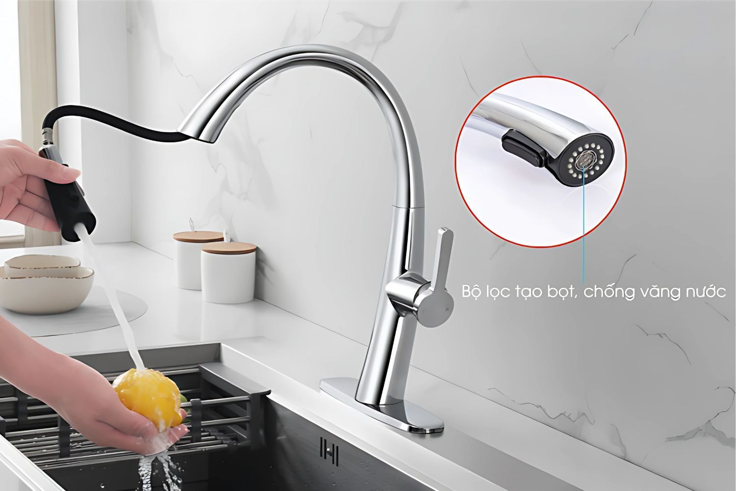 Bộ lọc tạo nước xoáy giúp tiết kiệm nước, chống văng hiệu quả