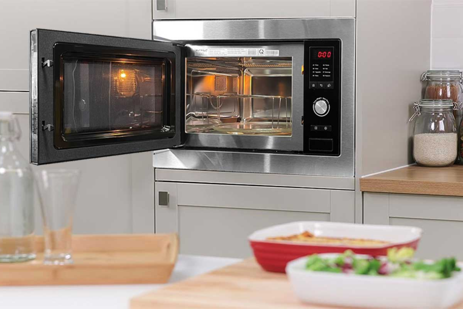 Một số model cao cấp của Eurosun cần được kết nối cầu dao (Aptomat) riêng biệt