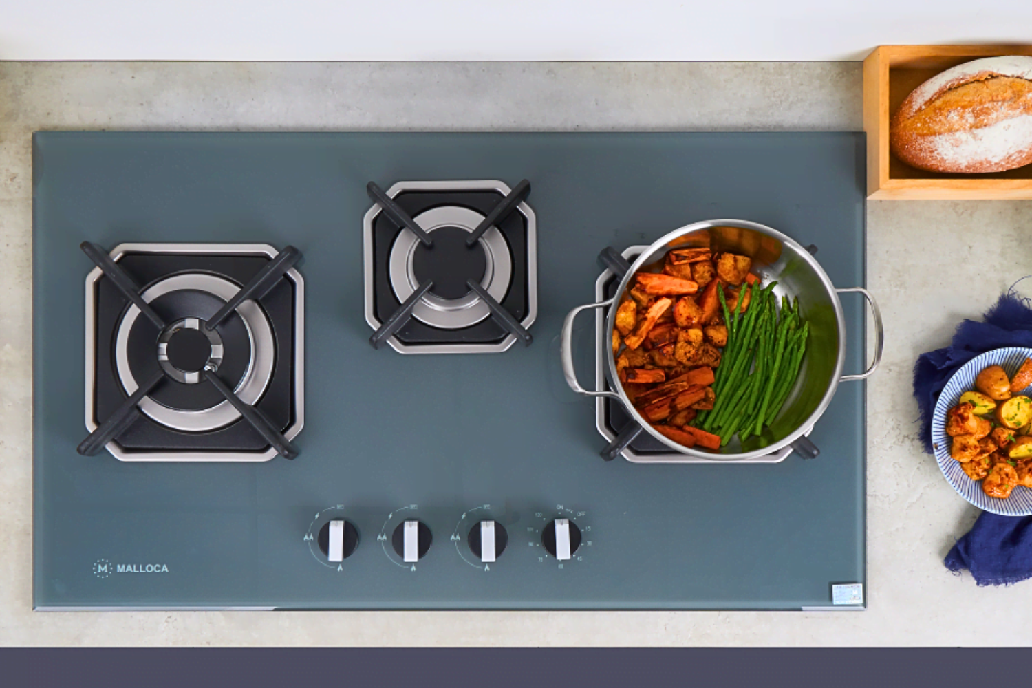 Bếp gas Malloca nổi bật với sự cải tiến vượt trội cả về hiệu suất đốt, độ an toàn và thiết kế tinh xảo