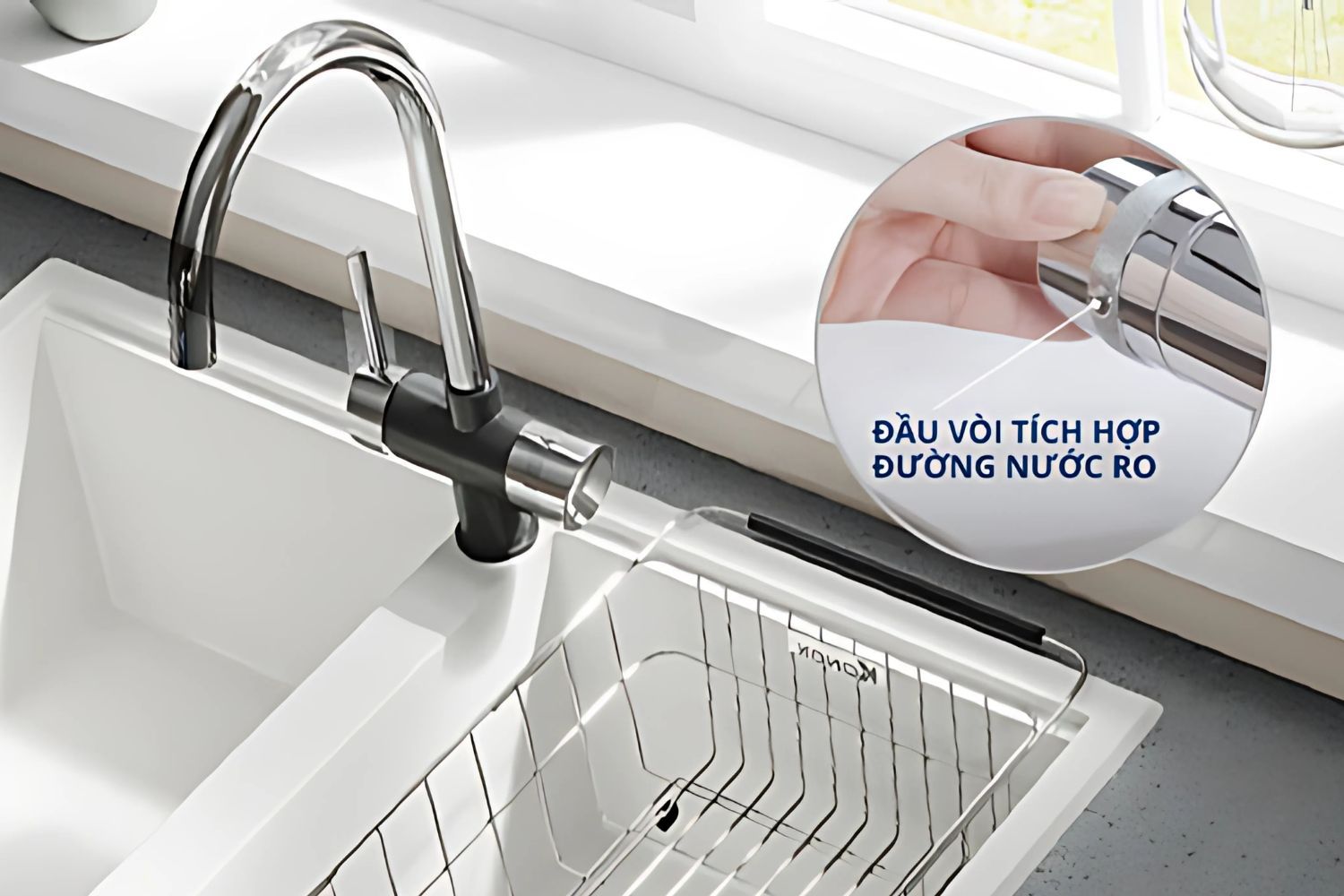 Vòi rửa bát nóng lạnh tích hợp đường nước RO