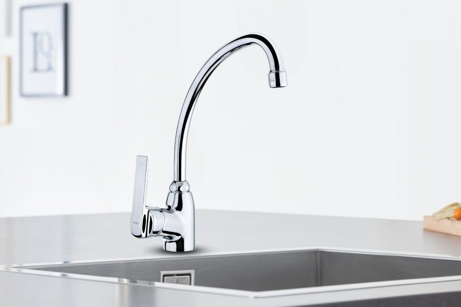 Vòi rửa chén mạ Chrome phù hợp với bồn nhỏ
